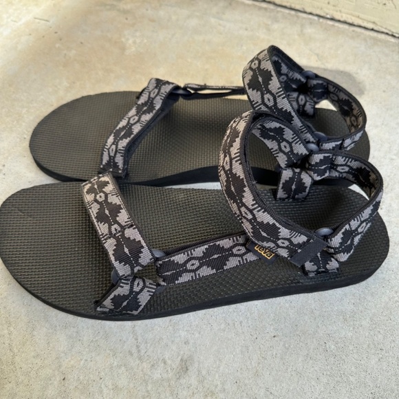 Teva Sandals Men Size 12 Original Universal Water Resistant Hiking Camping - Picture 4 of 14